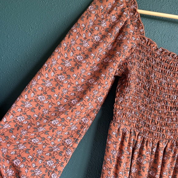 AUW FLORAL SMOCKED DRESS SMALL - Picture 6 of 6